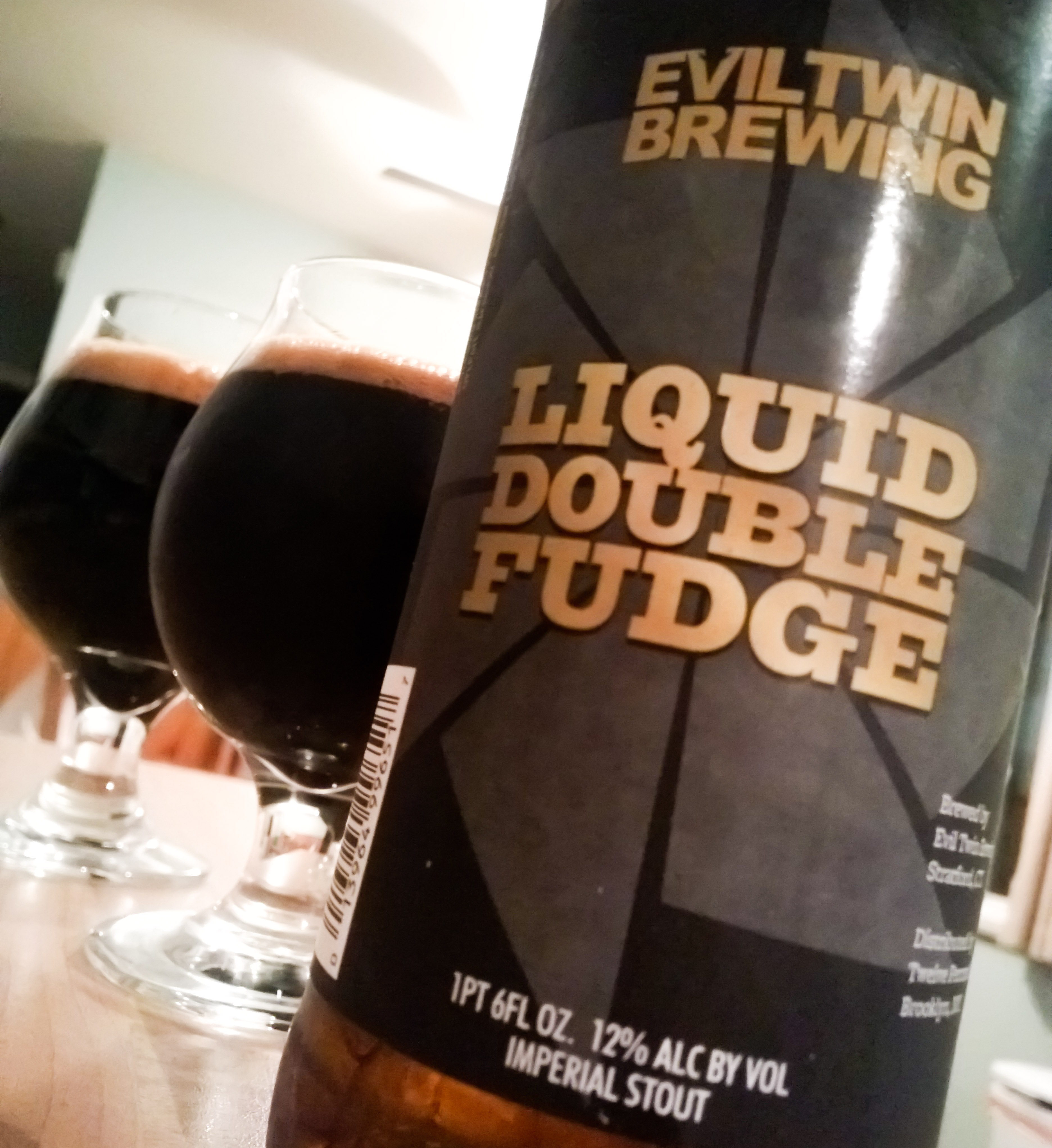 evil-twin-liquid-double-fudge-craft-beer-joe